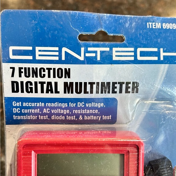 Cen-Tech digital multimeter - Picture 2 of 3